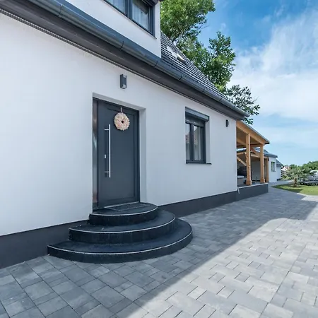 Sunrise Palace 빌라 Sarud